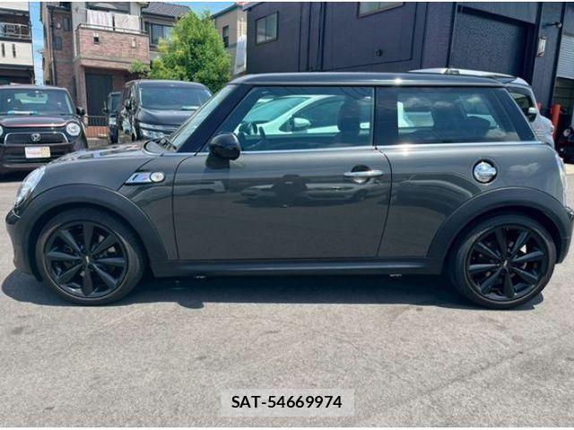 Bmw MINI 2012-03 8313402-3