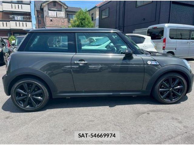 Bmw MINI 2012-03 8313402-4