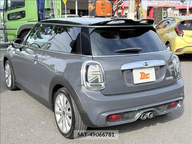 Bmw MINI 2014-06 8437965-7