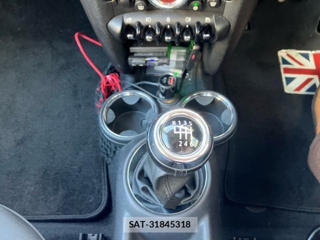 Bmw MINI 2012-06 8523788-17