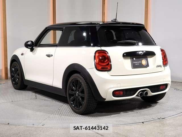 Bmw MINI 2017-12 8626008-1