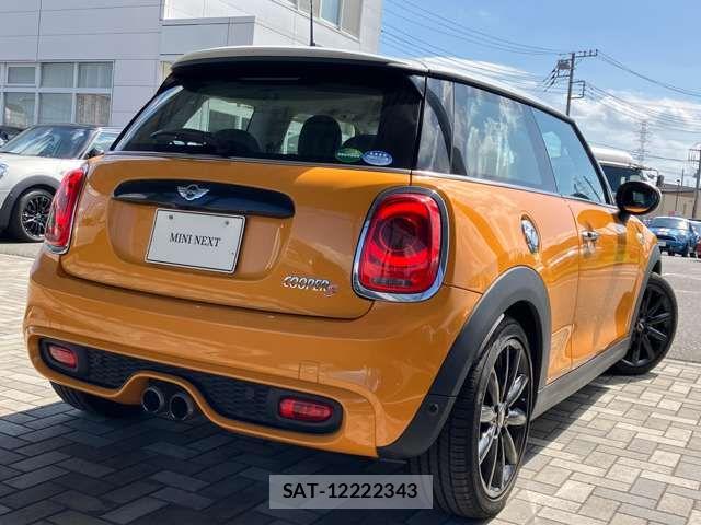 Bmw MINI 2018-02 8658230-4