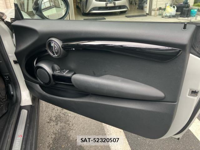 Bmw MINI 2017-12 8828066-12