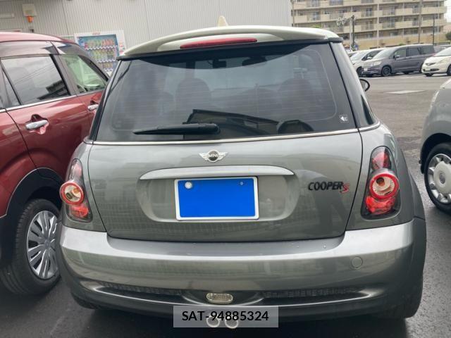 Bmw MINI 2002-10 8828067-4