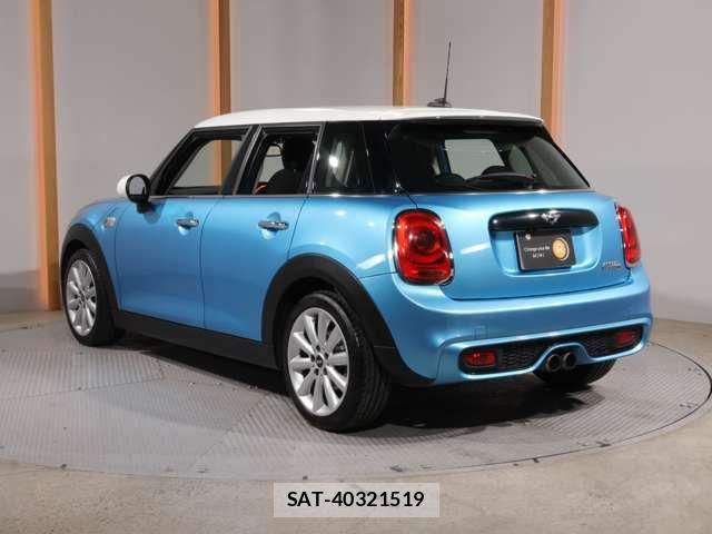 Bmw MINI 2016-01 7057710-9
