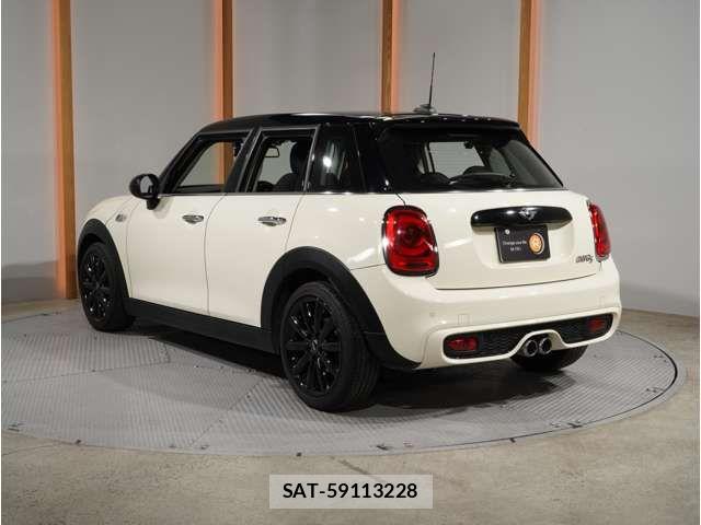 Bmw MINI 2017-10 7875555-1