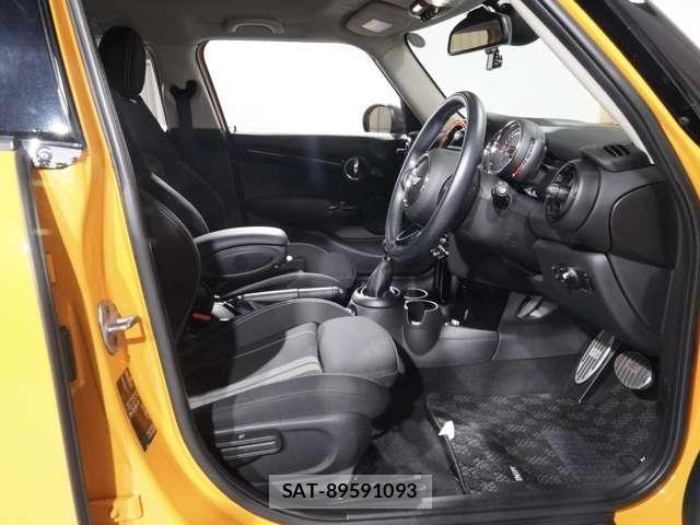 Bmw MINI 2018-02 8073093-10