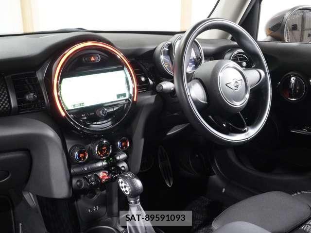 Bmw MINI 2018-02 8073093-15