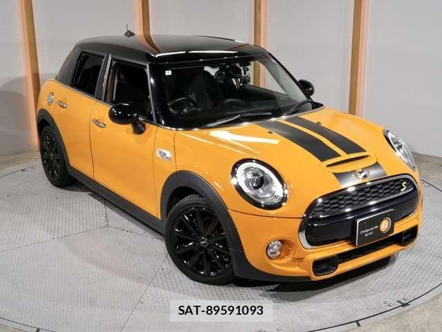 Bmw MINI 2018-02 8073093-16