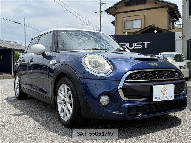 Bmw MINI 2016-04 8098305-14