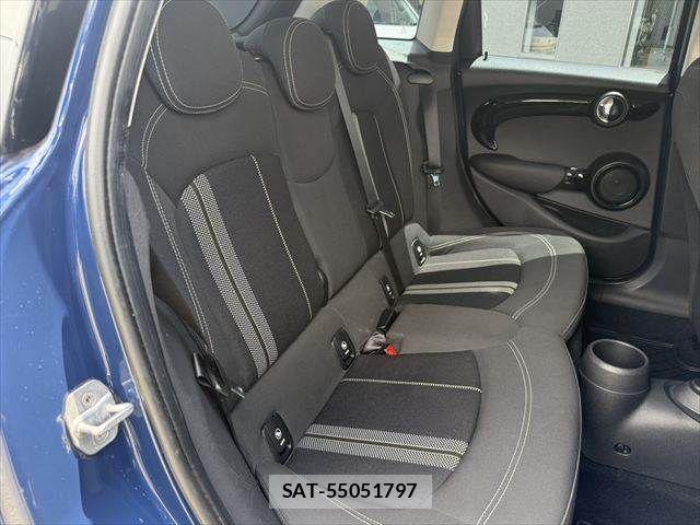 Bmw MINI 2016-04 8098305-7