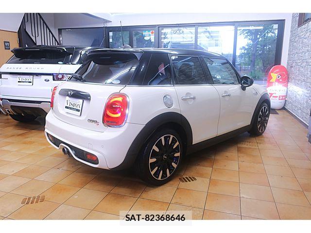 Bmw MINI 2017-10 8206635-4
