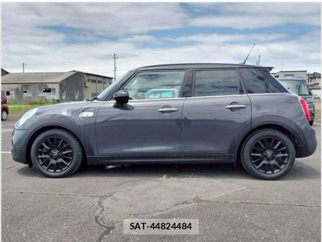 Bmw MINI 2016-03 8206636-3