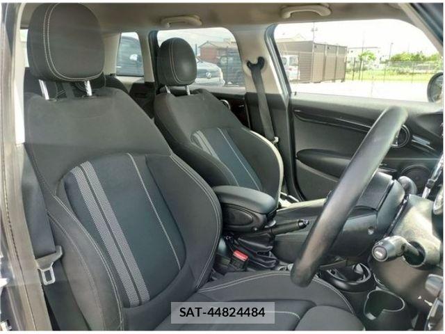 Bmw MINI 2016-03 8206636-5