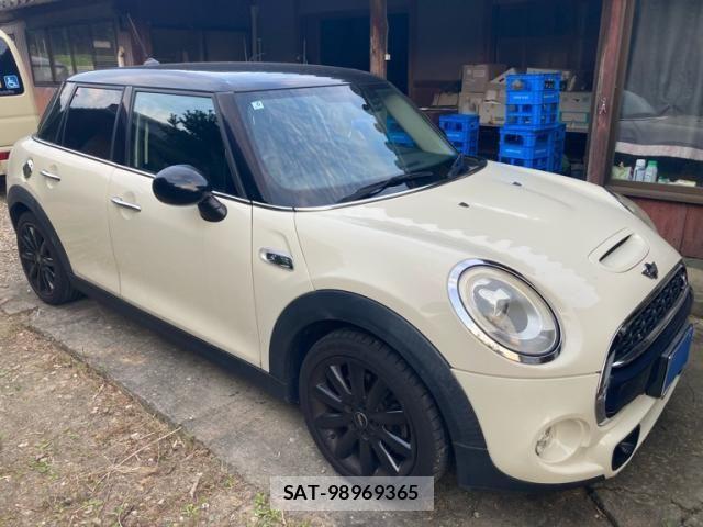 Bmw MINI 2017-06 8353997-0