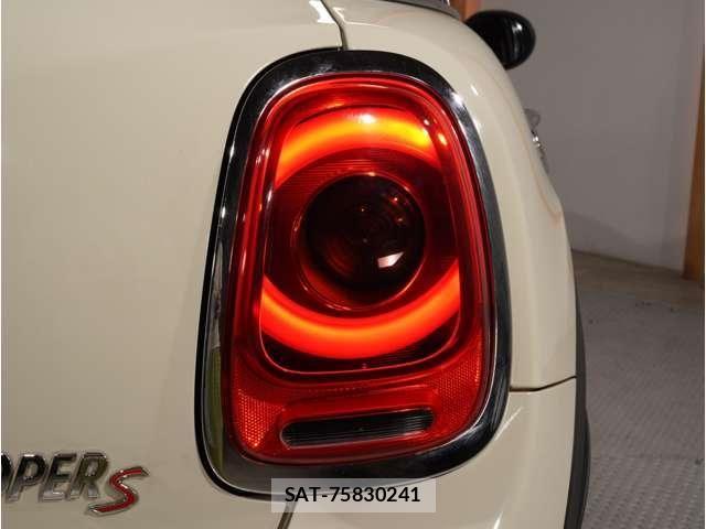 Bmw MINI 2017-07 8626010-24
