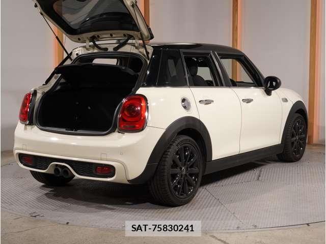 Bmw MINI 2017-07 8626010-25
