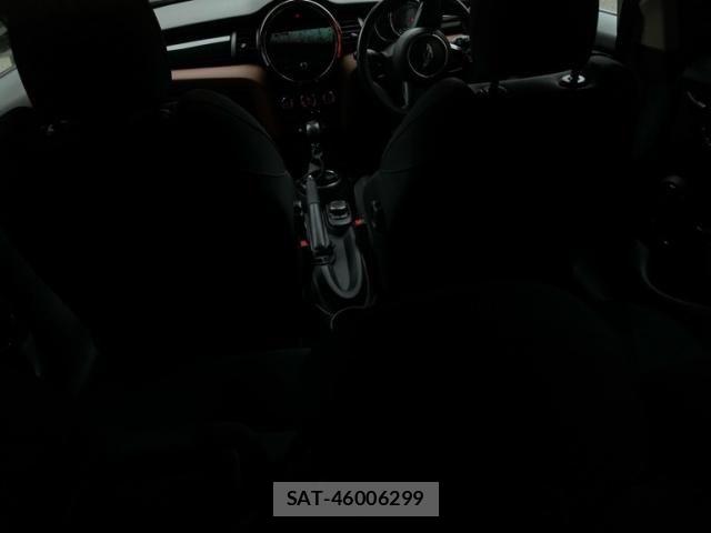 Bmw MINI 2017-01 8779634-24