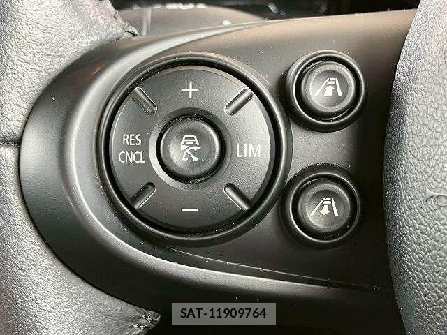 Bmw MINI 2019-04 7783015-6