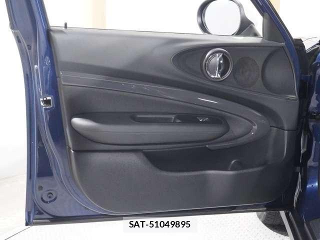 Bmw MINI 2016-01 8098307-11