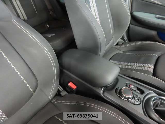 Bmw MINI 2018-03 8098306-16
