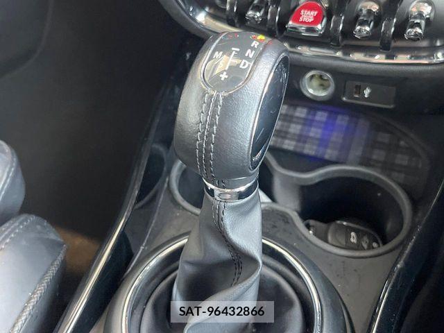 Bmw MINI 2018-04 8129218-8