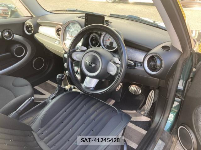 Bmw MINI 2010-08 8129228-10
