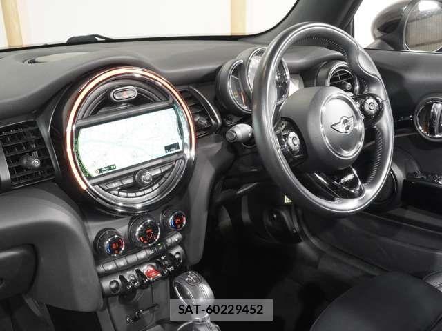 Bmw MINI 2017-08 5860739-17