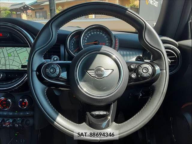 Bmw MINI 2016-06 6683701-9