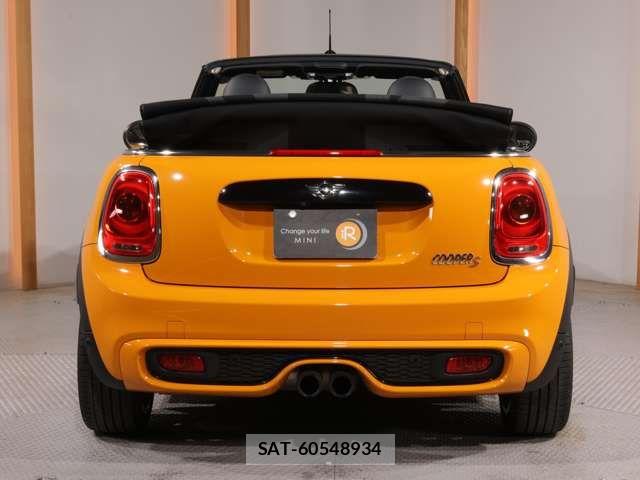 Bmw MINI 2017-05 7057719-8