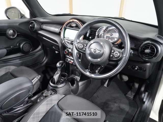 Bmw MINI 2017-11 7499737-15