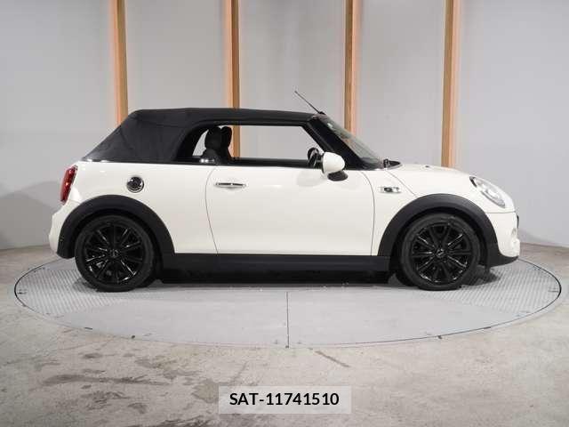 Bmw MINI 2017-11 7499737-24