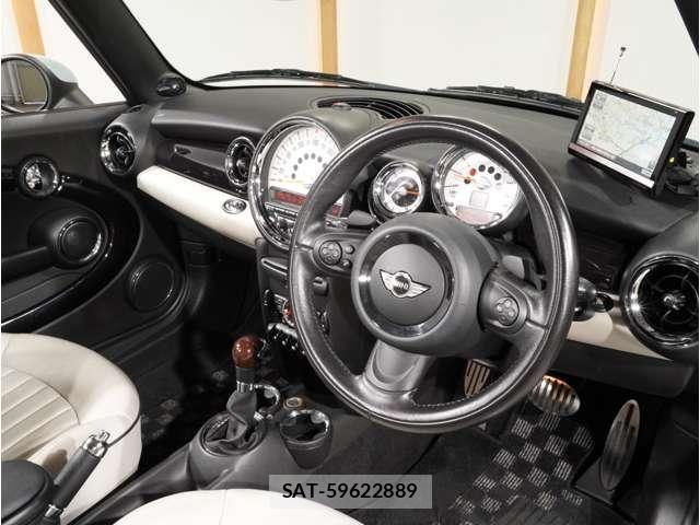 Bmw MINI 2011-07 8523794-12