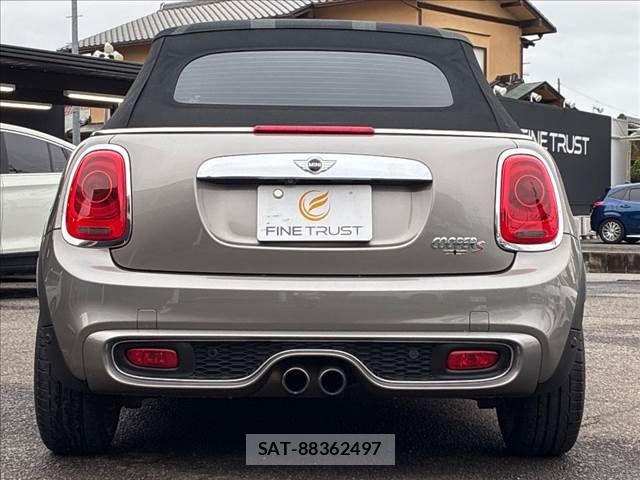 Bmw MINI 2016-08 8779636-17