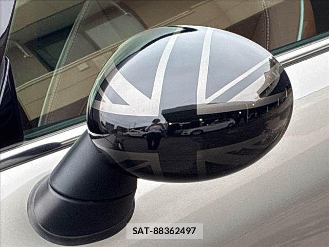 Bmw MINI 2016-08 8779636-24