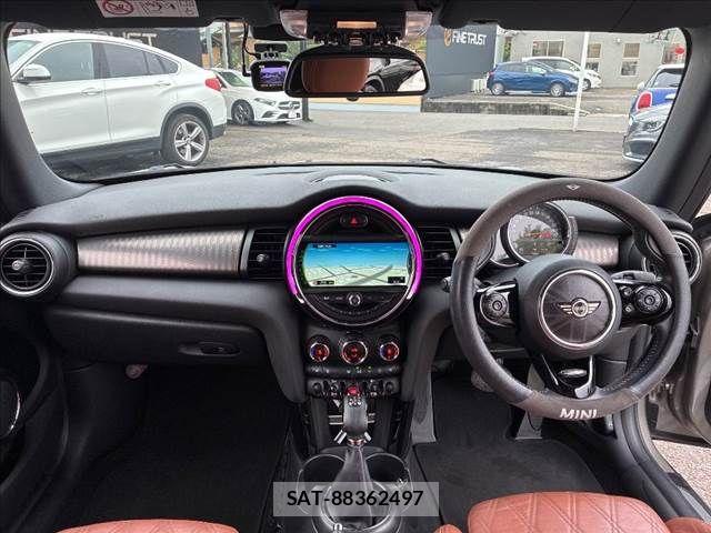 Bmw MINI 2016-08 8779636-2