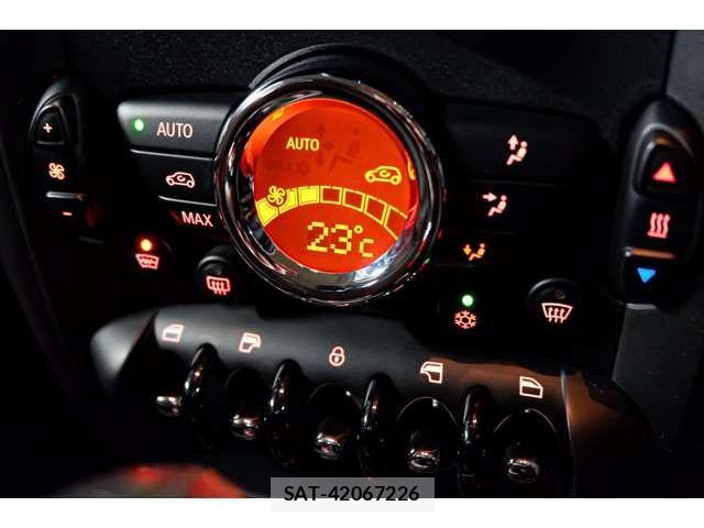 Bmw MINI 2012-06 5860744-16
