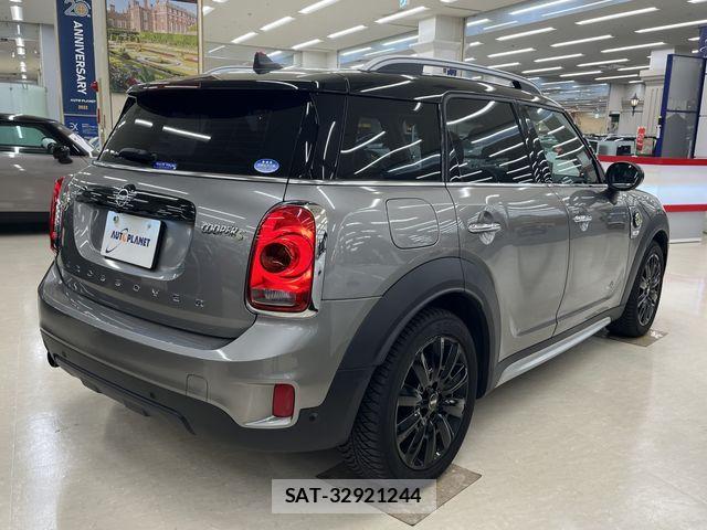 Bmw MINI 2018-11 8098311-9