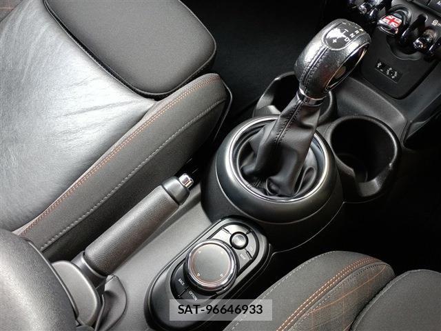 Bmw MINI 2018-02 7057717-13