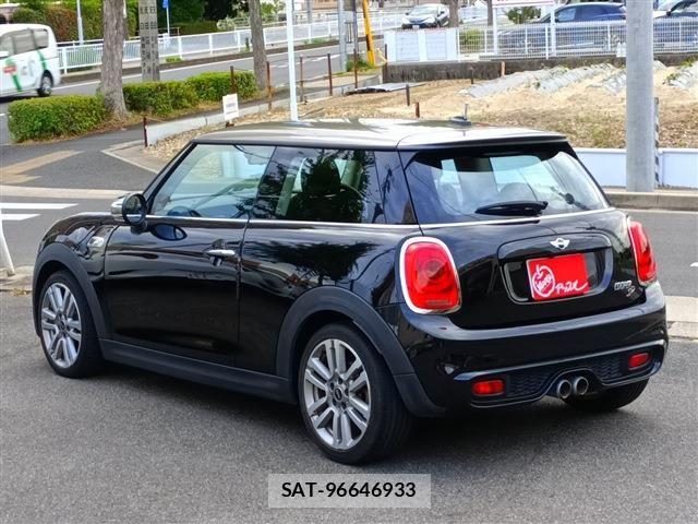 Bmw MINI 2018-02 7057717-3