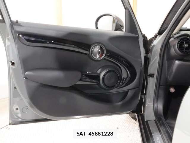 Bmw MINI 2018-02 7215451-13