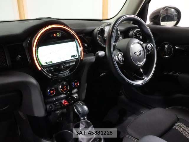 Bmw MINI 2018-02 7215451-17