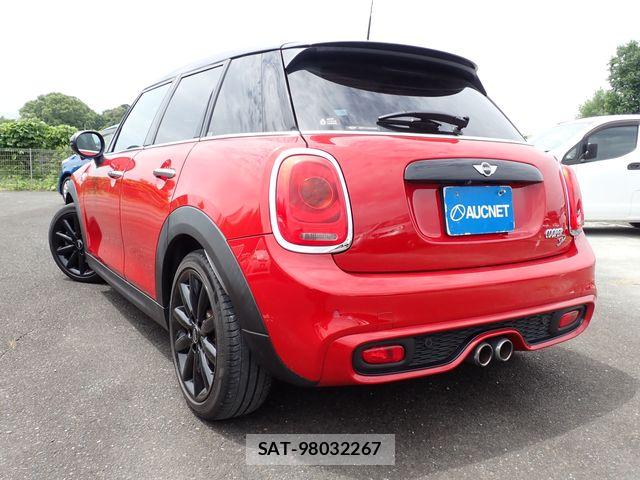 Bmw MINI 2018-02 7357011-2