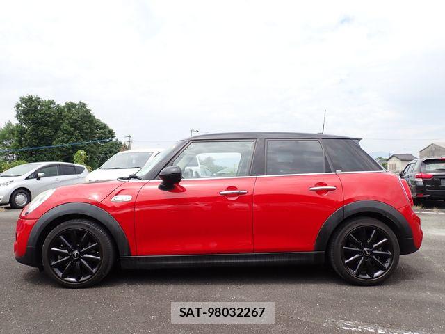Bmw MINI 2018-02 7357011-6