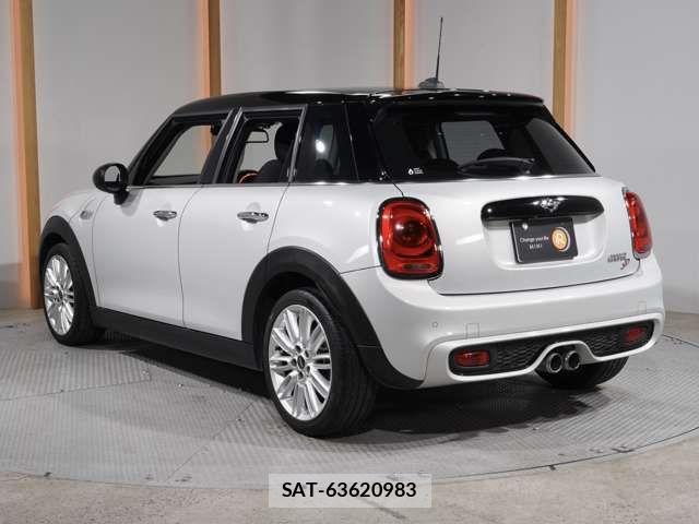 Bmw MINI 2017-07 7960702-1
