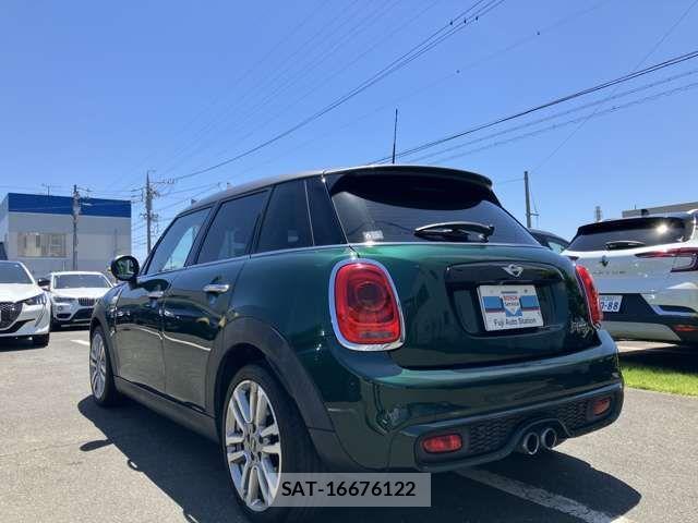 Bmw MINI 2016-10 8206640-7