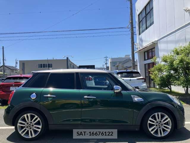 Bmw MINI 2016-10 8206640-8
