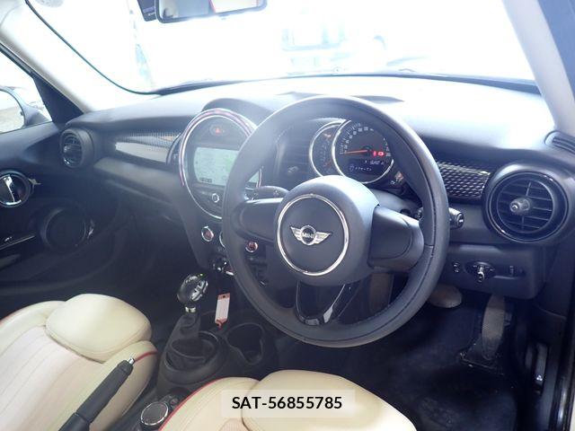 Bmw MINI 2018-06 8206638-1
