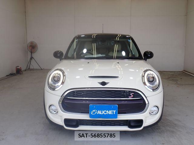 Bmw MINI 2018-06 8206638-5