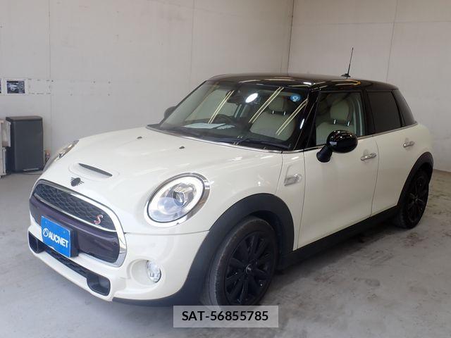 Bmw MINI 2018-06 8206638-6